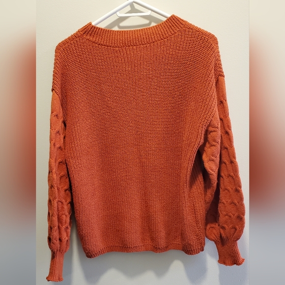 Orange Loose Crew-neck Sweater in Size Large - Picture 7 of 10